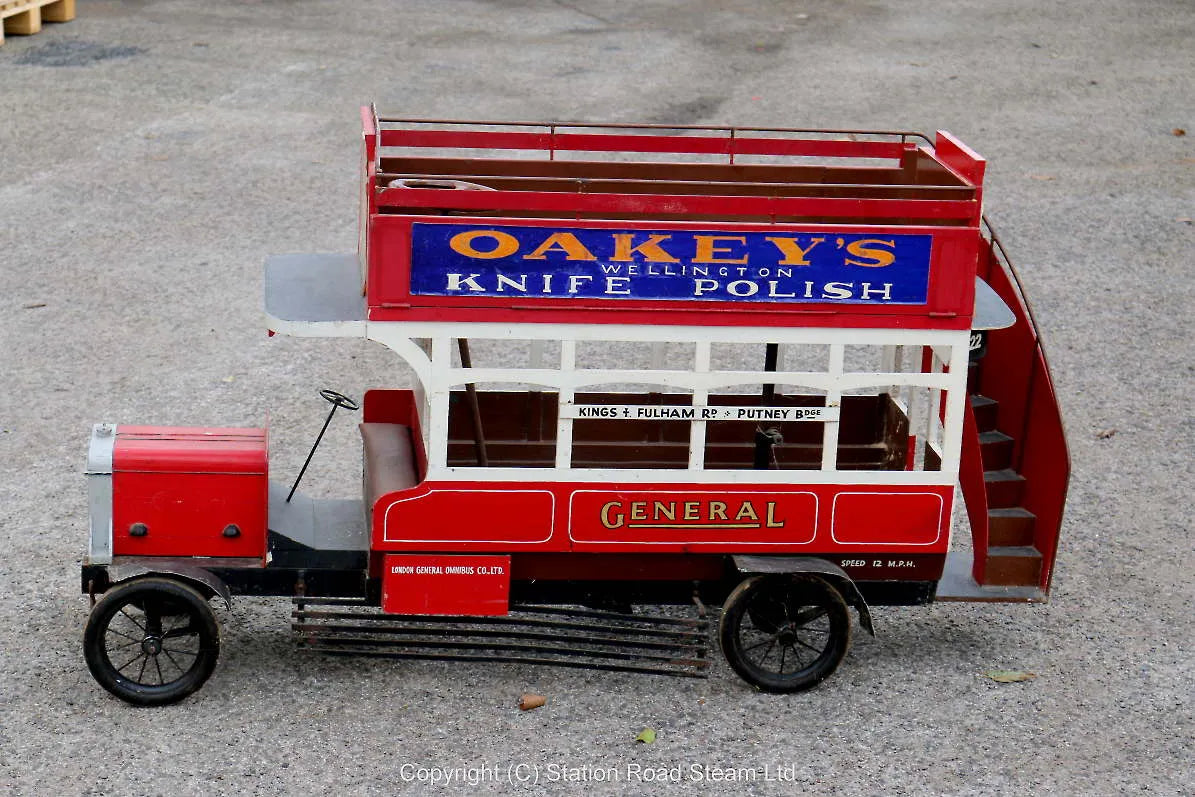 Pedal London Bus