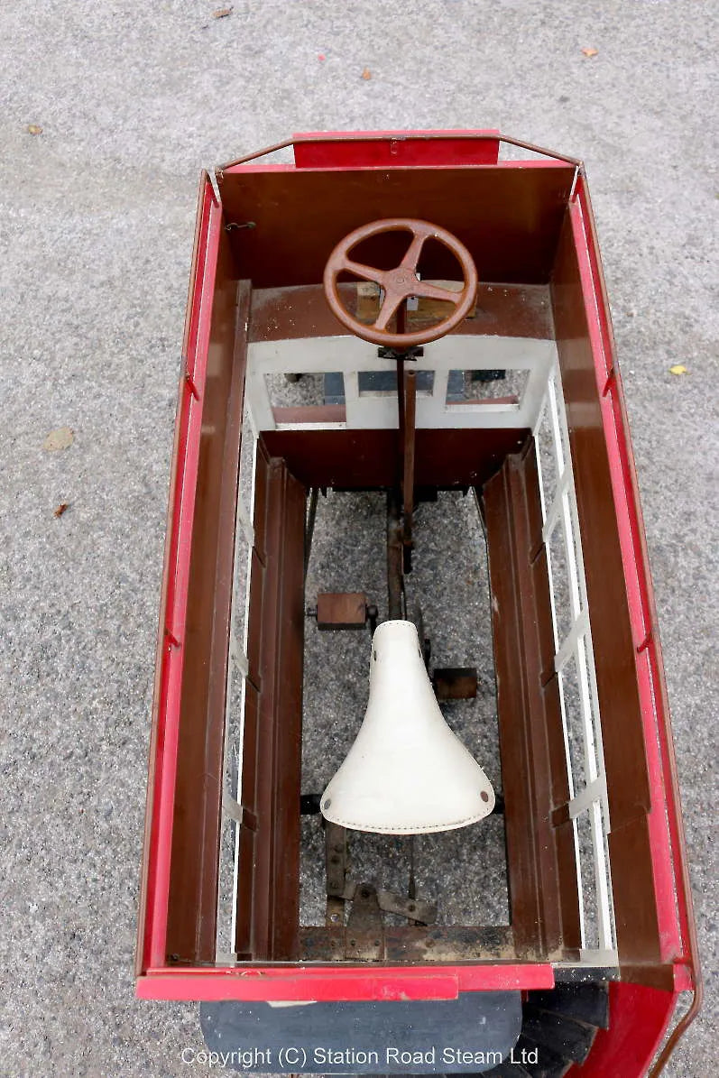 Pedal London Bus