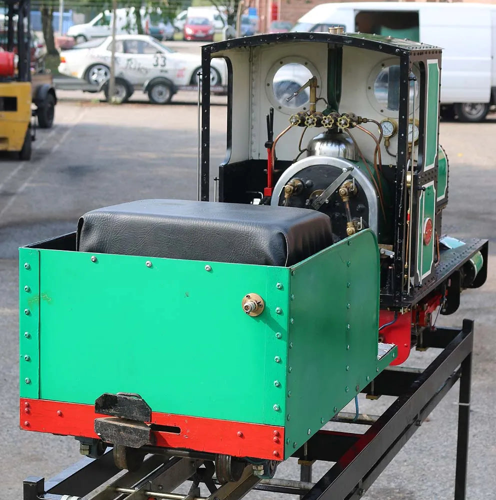 7 1/4 inch gauge Hunslet 0-4-0ST "Alice"