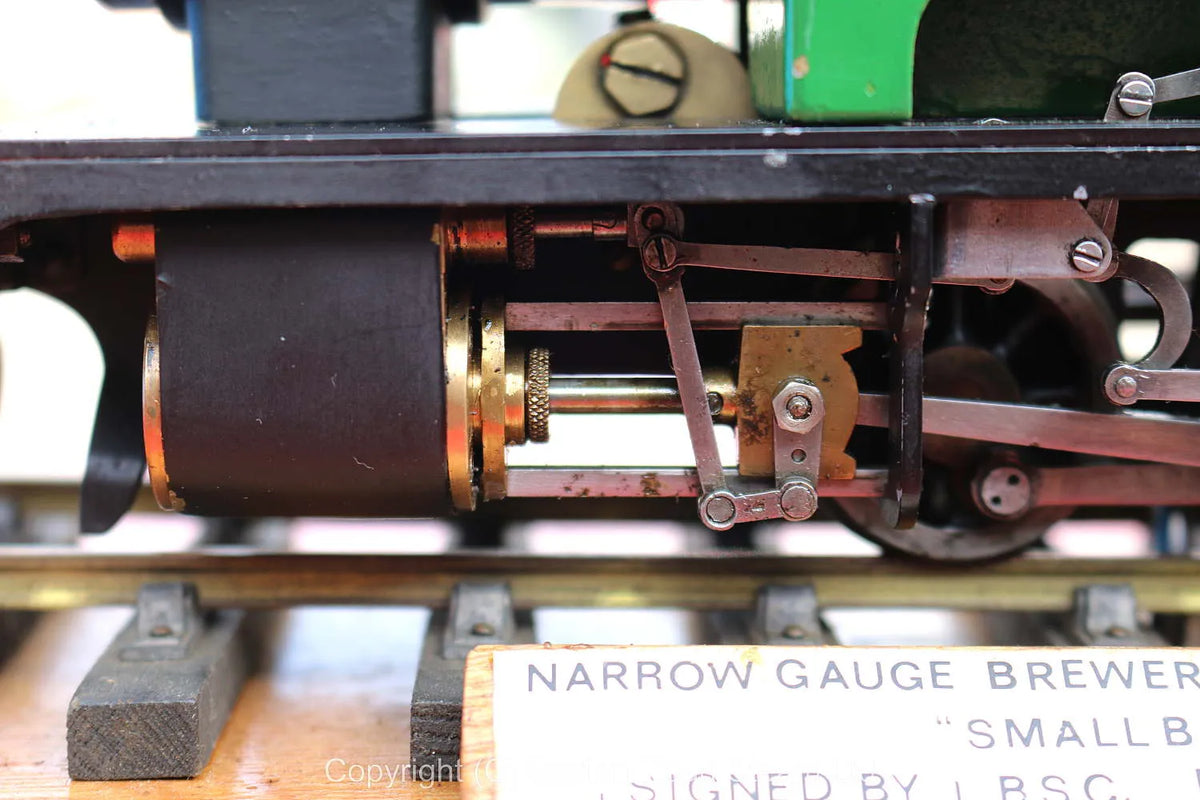 O-gauge "Small Bass" 0-4-0T
