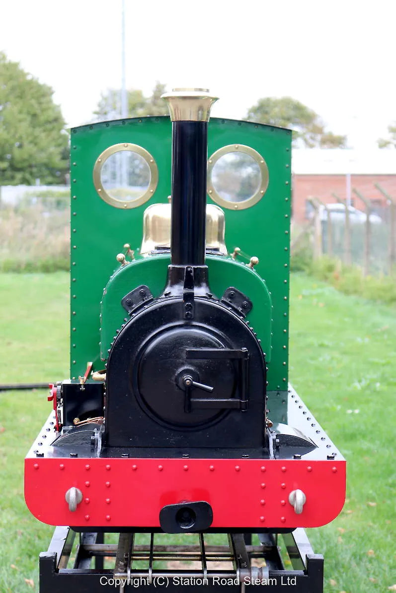 7 1/4 inch gauge Hunslet 0-4-0ST