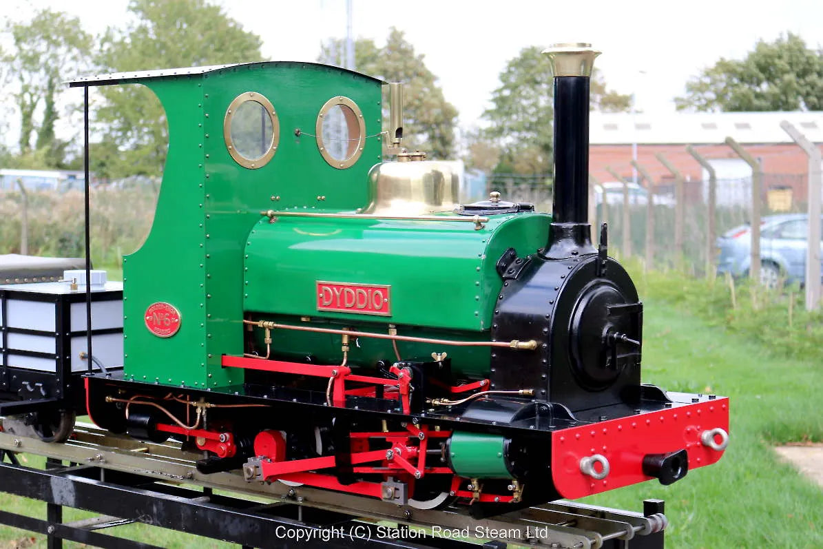 7 1/4 inch gauge Hunslet 0-4-0ST