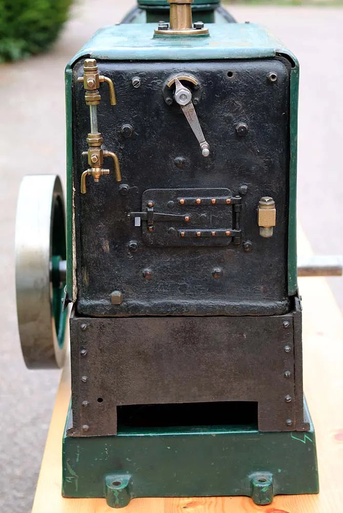 Undertype portable engine