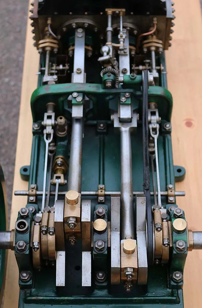 Undertype portable engine