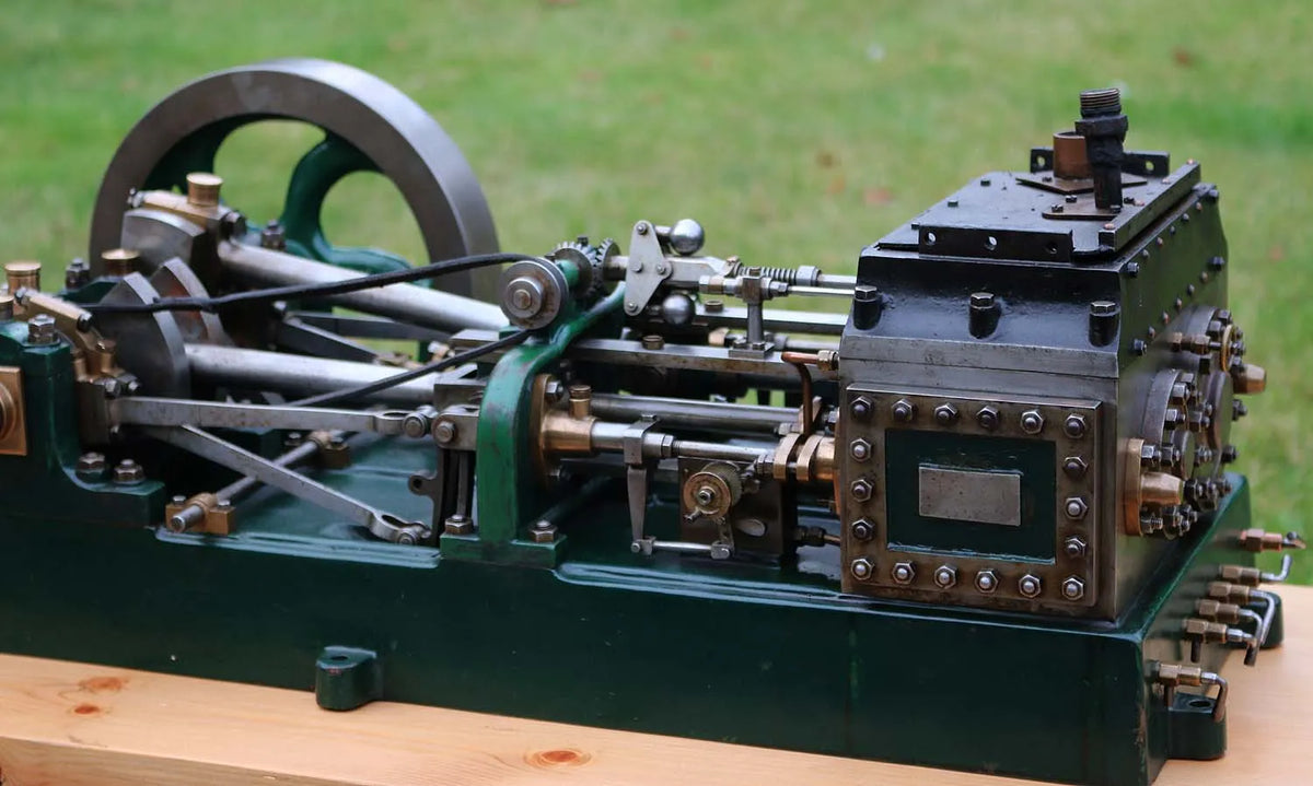 Undertype portable engine