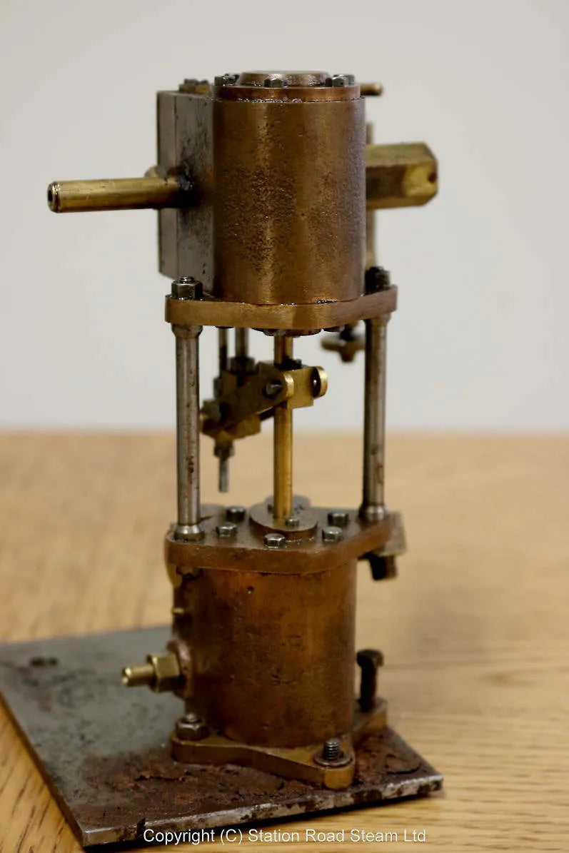 Vertical steam pump
