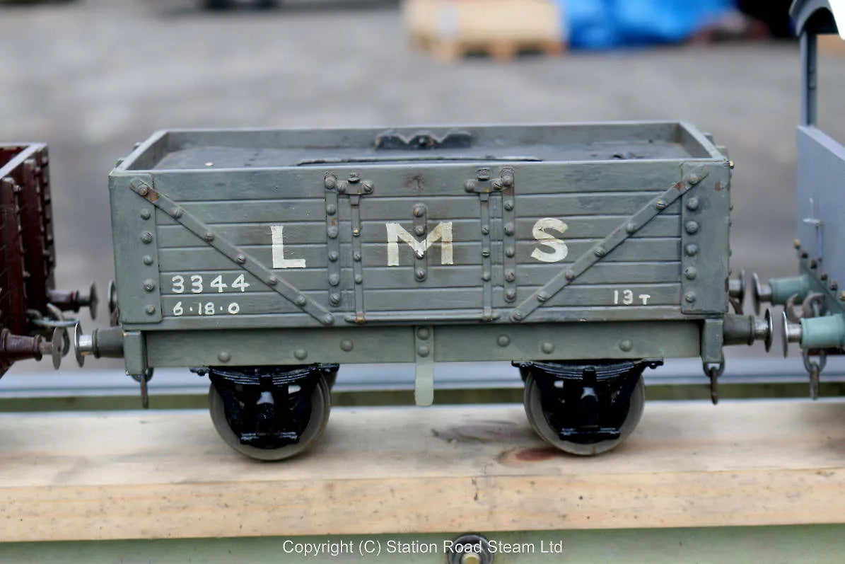 2 1/2 inch gauge brake van and two wagons