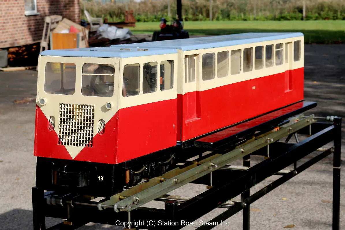 5 inch gauge petrol-engined Railcar