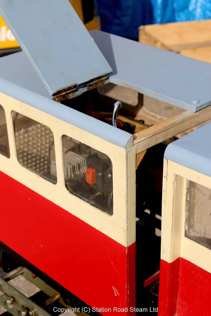 5 inch gauge petrol-engined Railcar