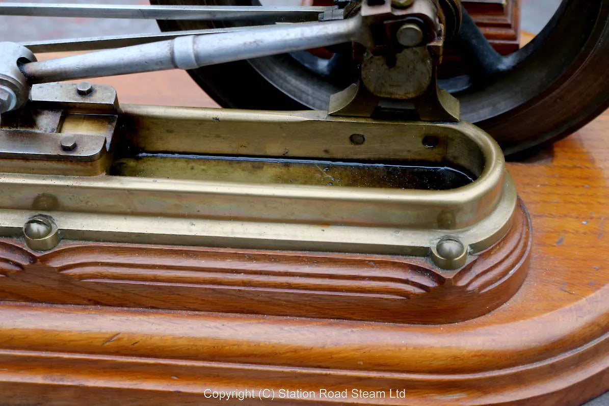 Horizontal mill engine