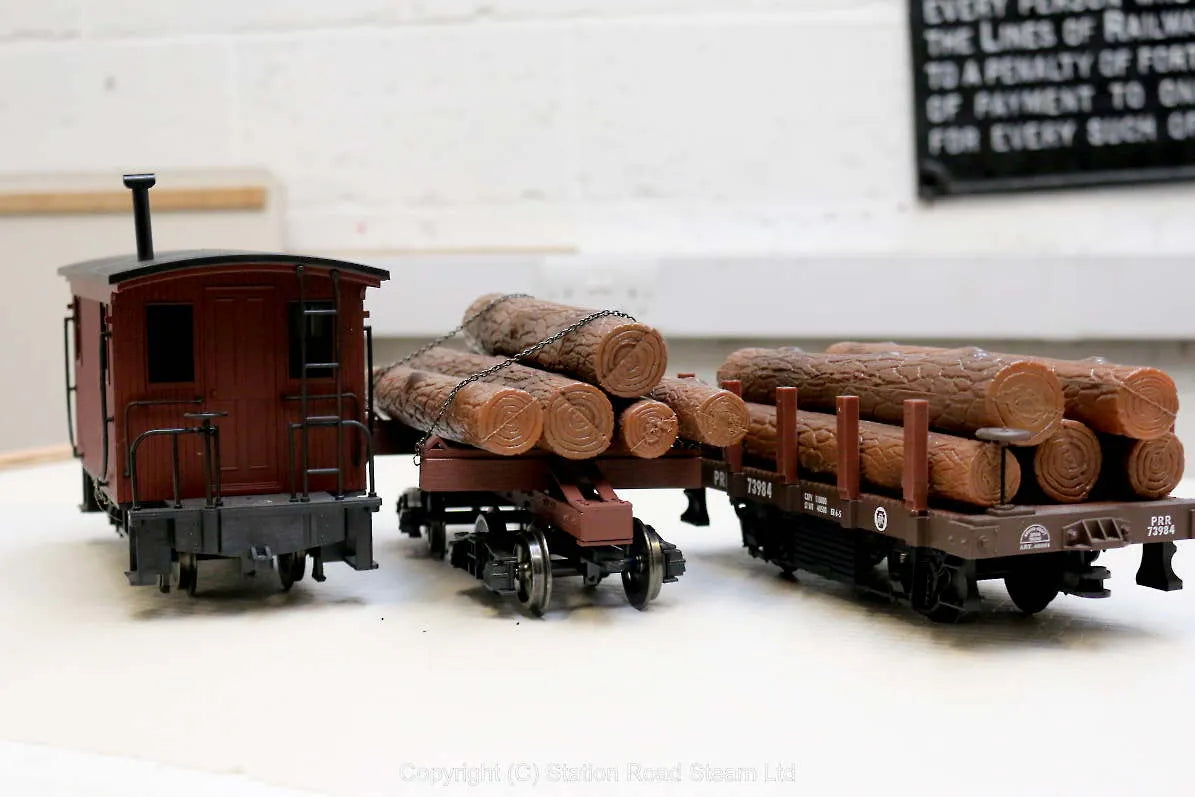 Three cylinder Accucraft Shay + wagons