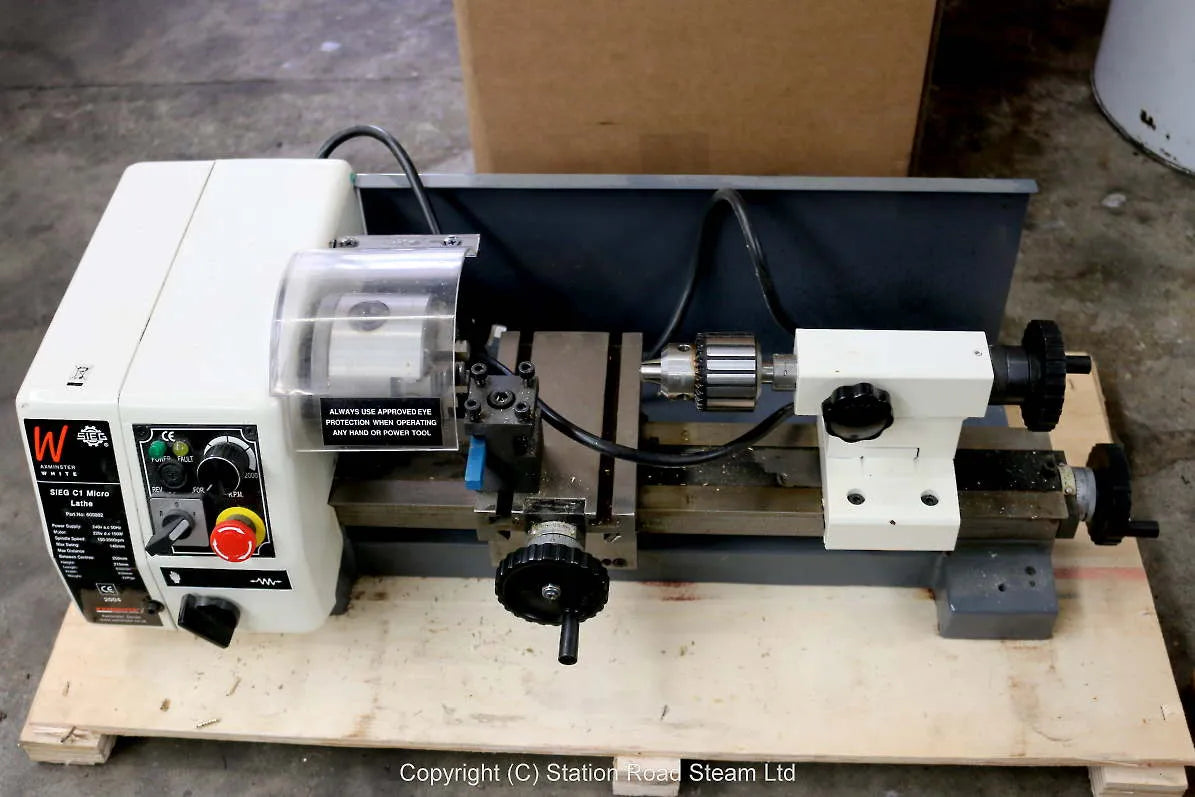 Axminster Sieg lathe with compound slide & 4 jaw chuck