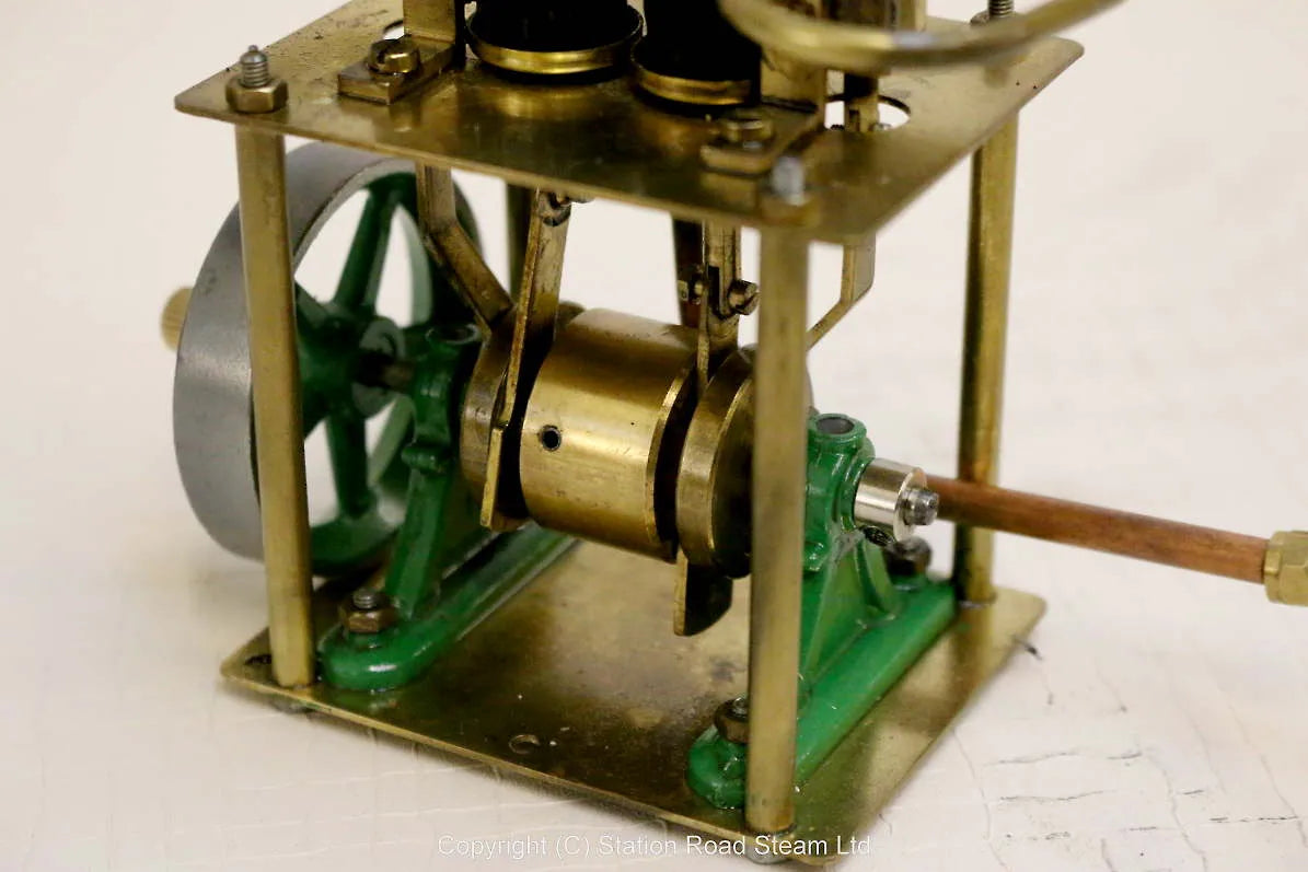 Small vertical twin engine