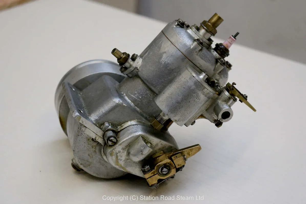 Small side valve engine