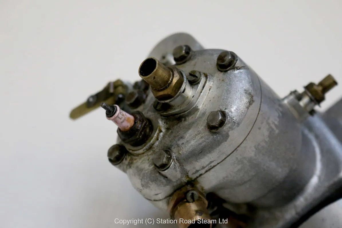 Small side valve engine