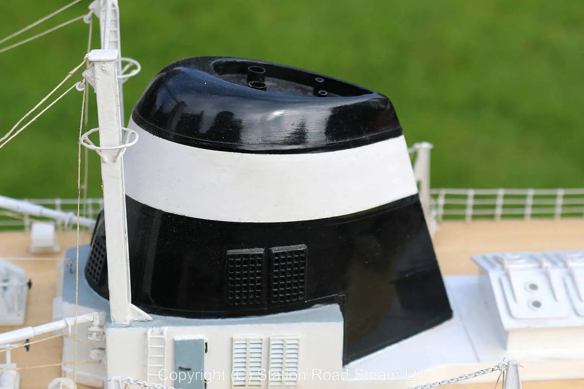 54 inch radio-controlled ship "Callisto"