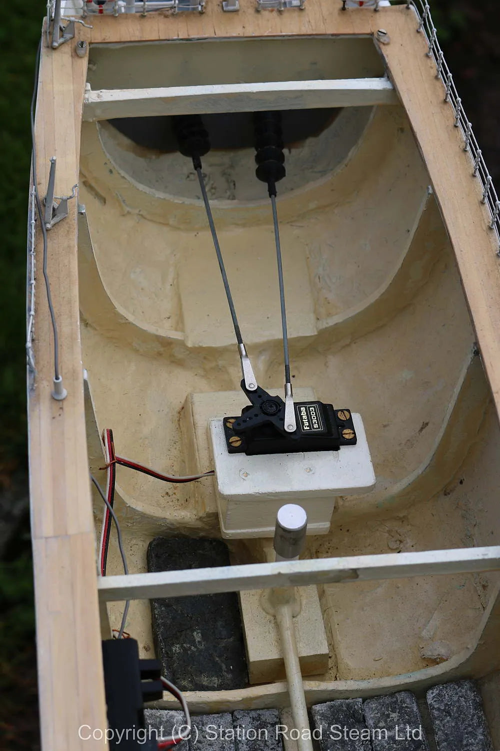 54 inch radio-controlled ship "Callisto"