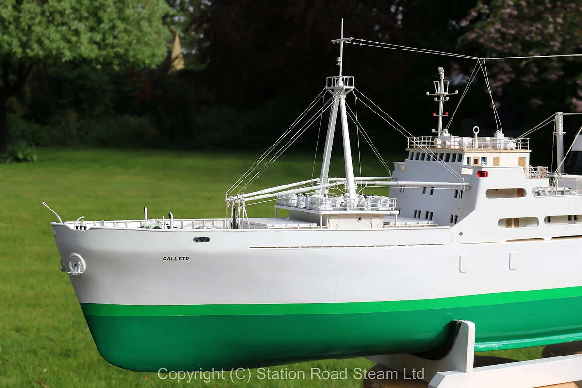 54 inch radio-controlled ship "Callisto"