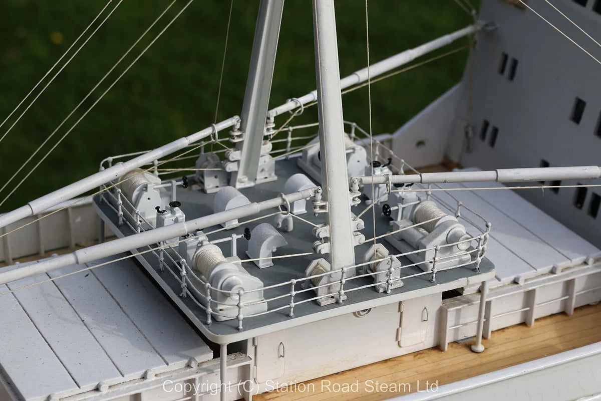 54 inch radio-controlled ship "Callisto"
