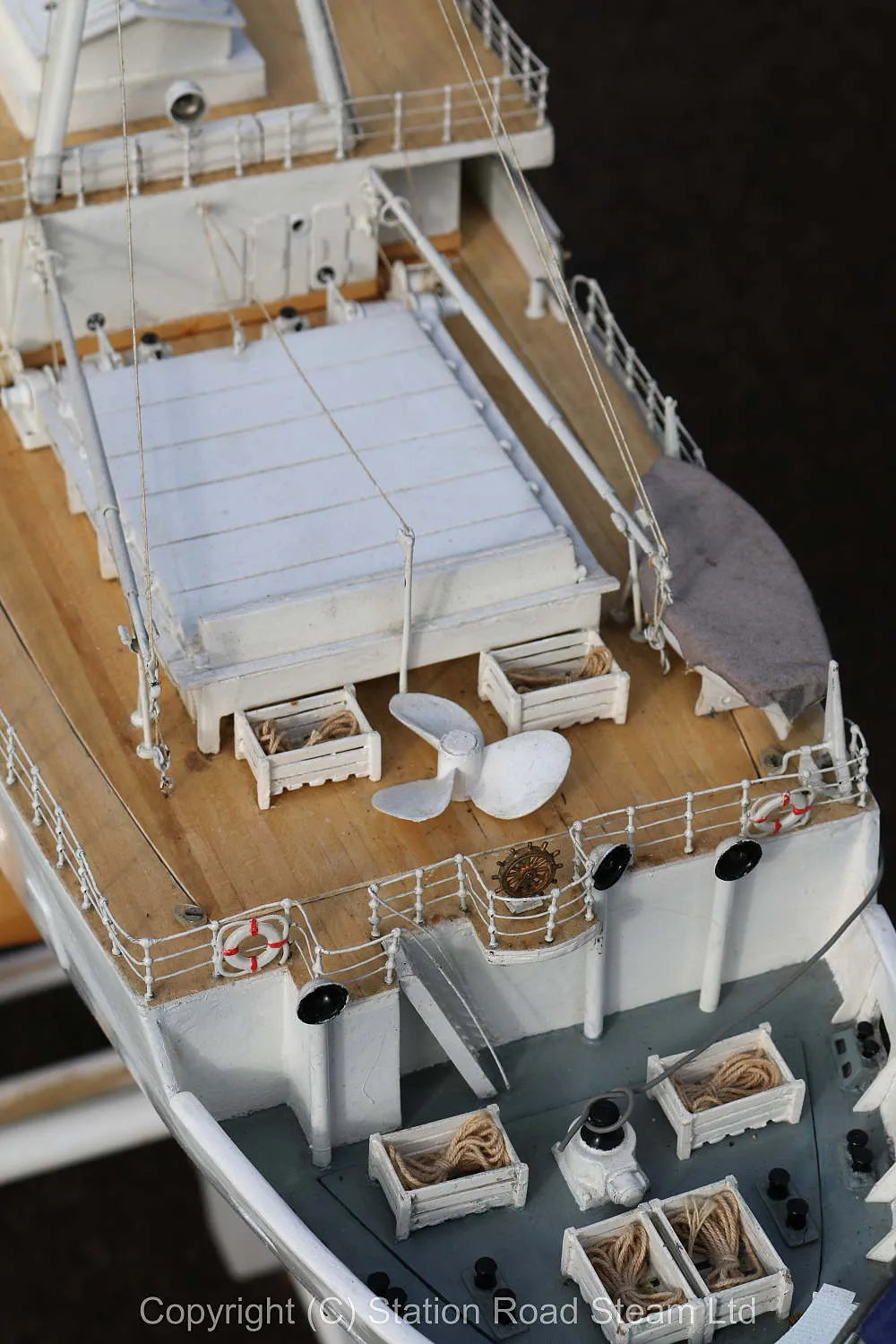 54 inch radio-controlled ship "Callisto"