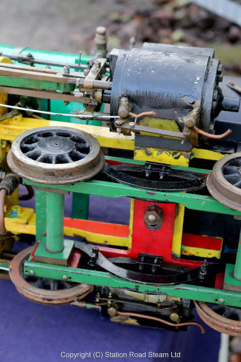 5 inch gauge American 4-4-0 with commercial boiler