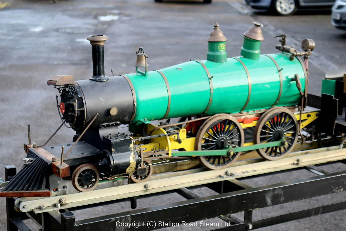 5 inch gauge American 4-4-0 with commercial boiler