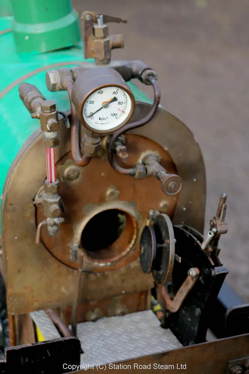 5 inch gauge American 4-4-0 with commercial boiler