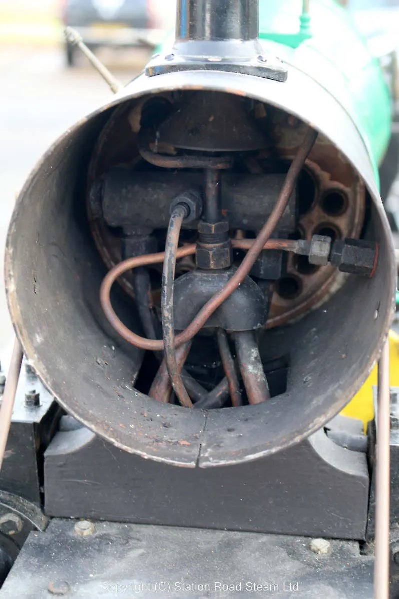 5 inch gauge American 4-4-0 with commercial boiler