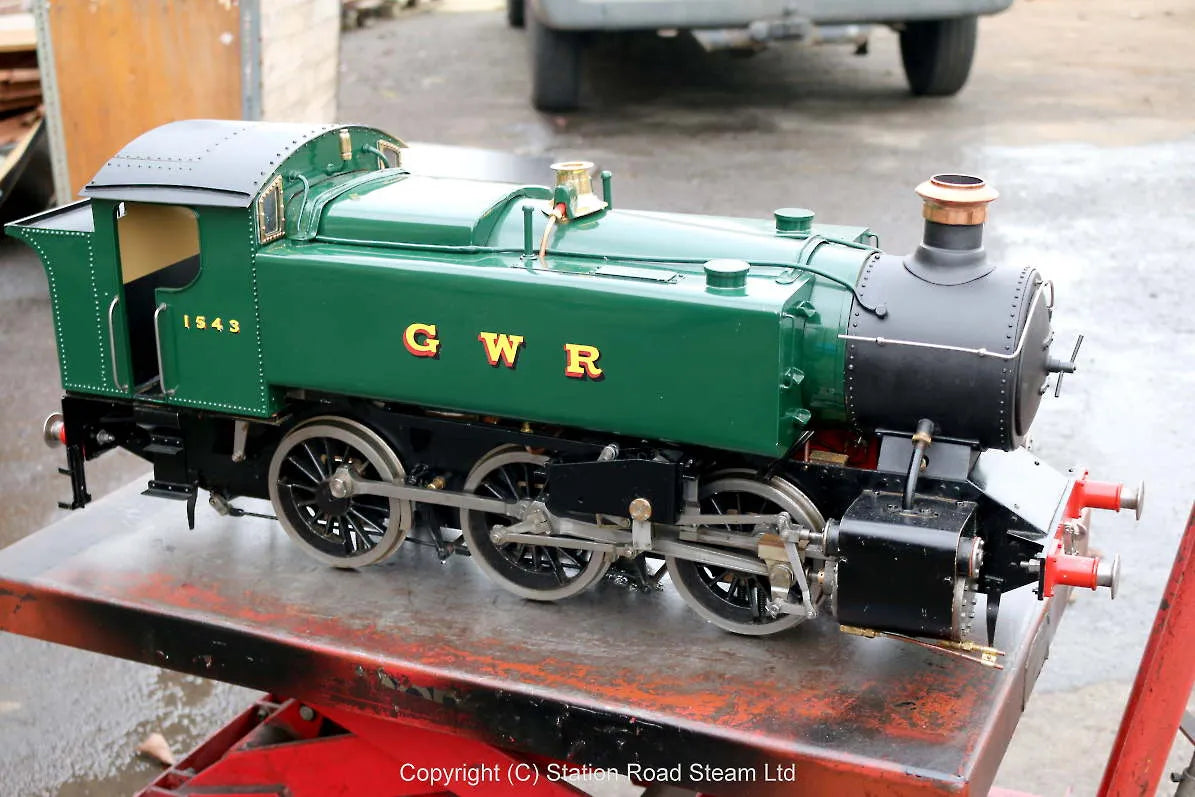 New 5 inch gauge GWR 15XX, test-steamed