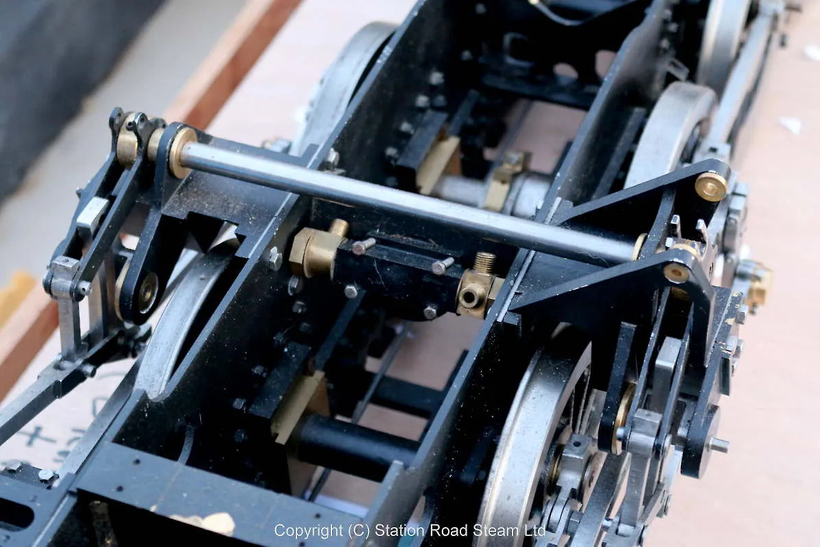 Kit-build 5 inch gauge BR 9F 2-10-0 "Evening Star"