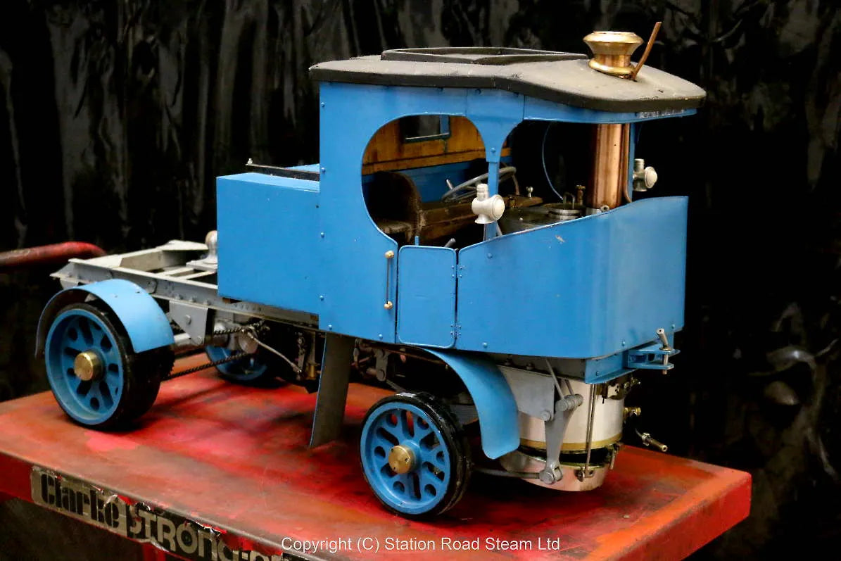 2 inch scale Clayton steam wagon