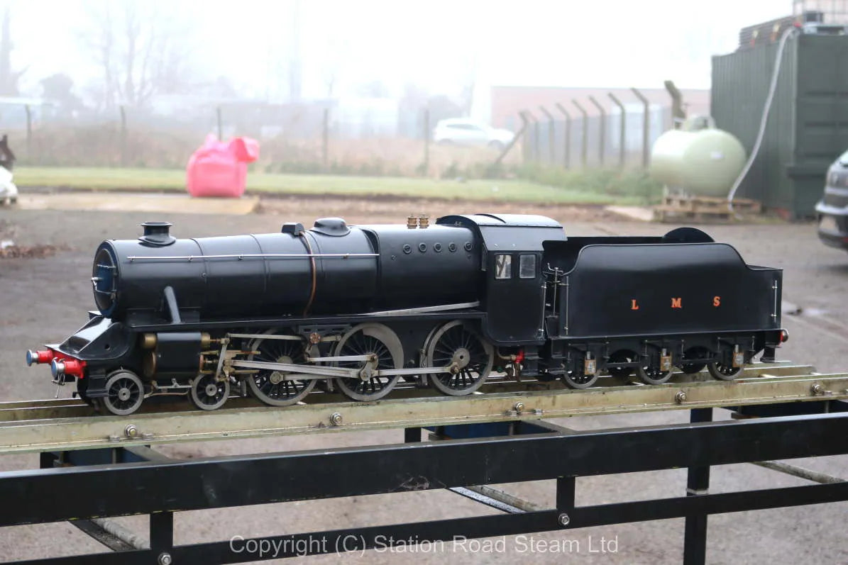 3 1/2 inch gauge Black 5