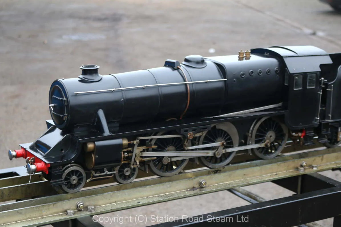 3 1/2 inch gauge Black 5