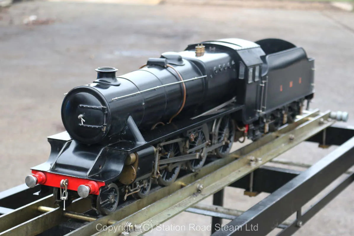 3 1/2 inch gauge Black 5