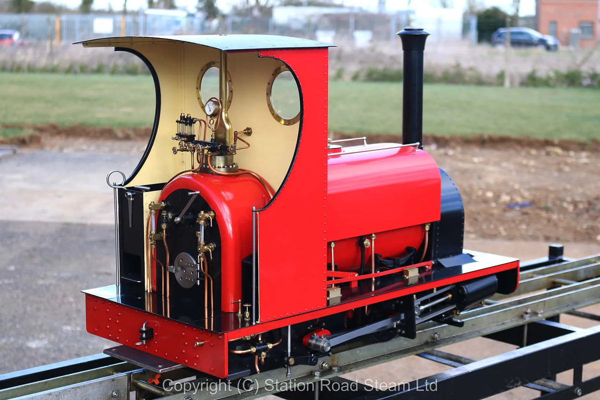 5 inch gauge Hunslet 0-4-0ST