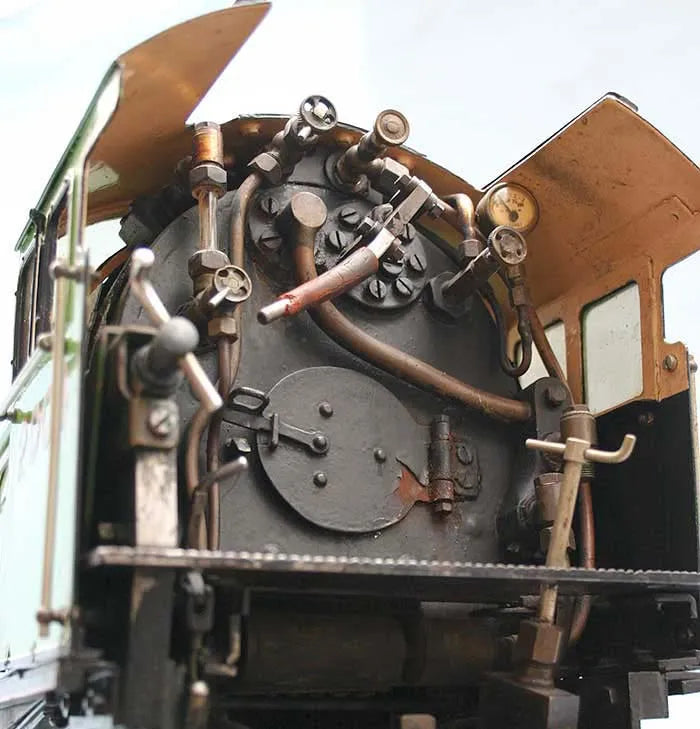3 1/2 inch gauge LNER A2/2 Pacific "Mons Meg"