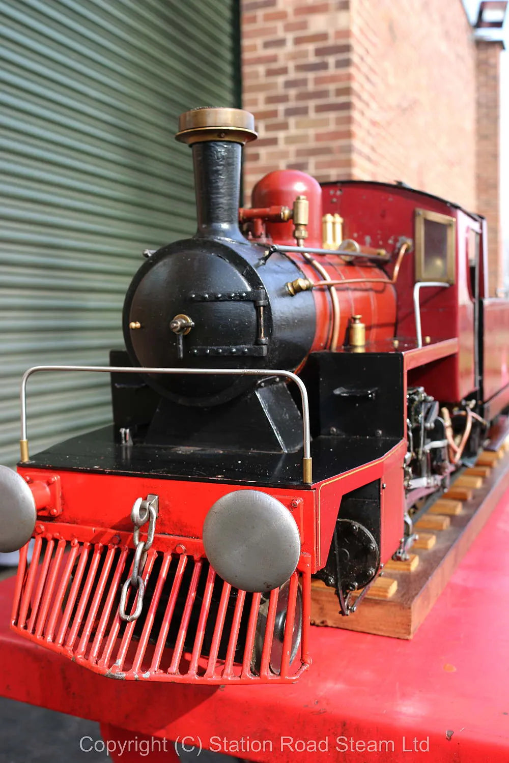 5 inch gauge colonial-style "Rail Motor" 2-4-0