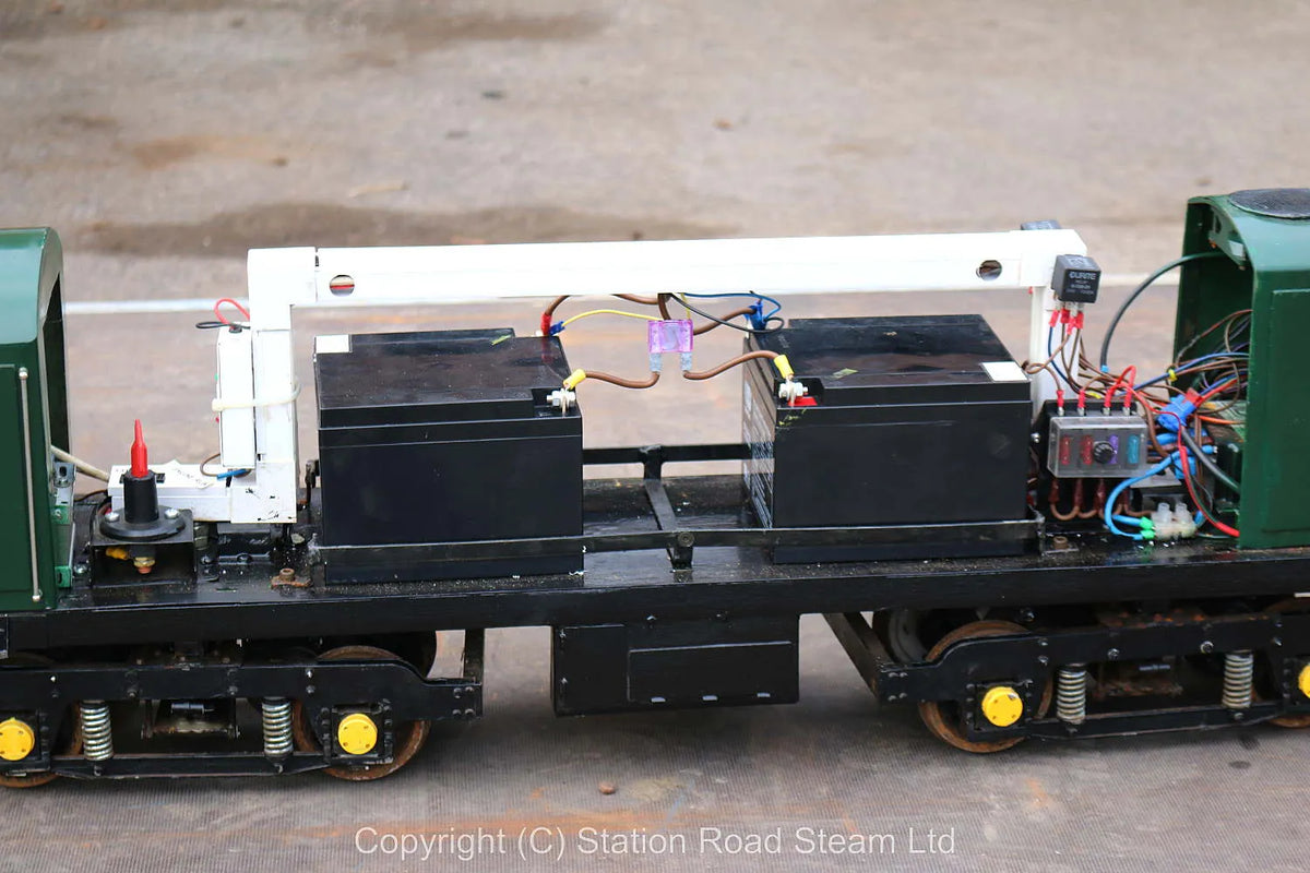 5 inch gauge Class 20 battery-electric with driving truck