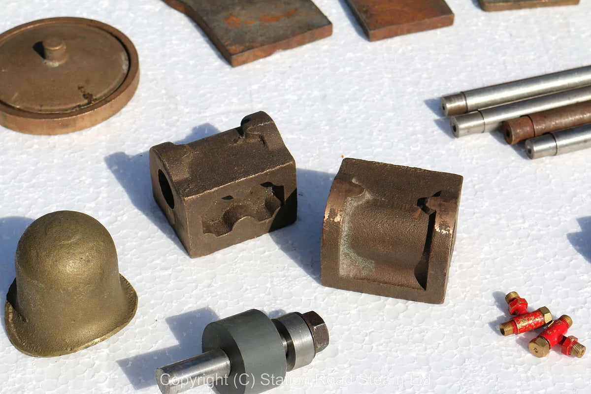 3 1/2 inch gauge "Juliet" 0-4-0T parts and castings