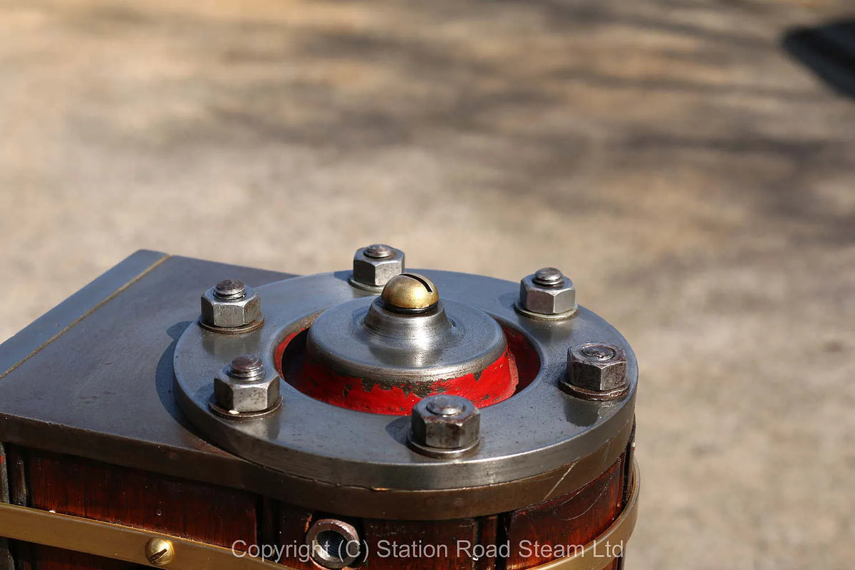 Large vertical steam engine