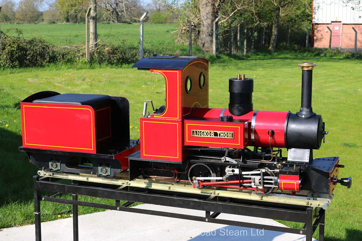 7 1/4 inch gauge "Romulus" 0-4-0T with tender