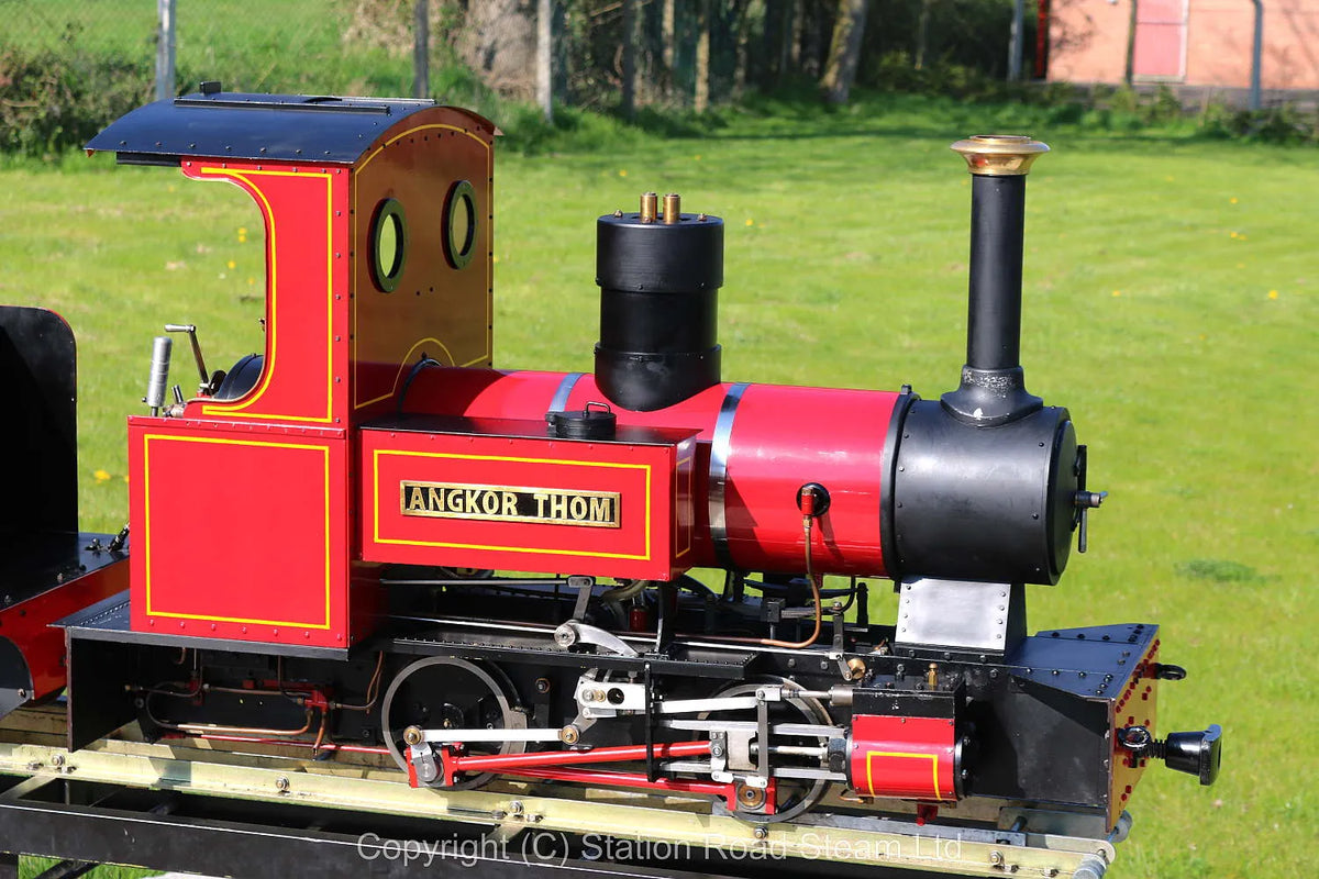 7 1/4 inch gauge "Romulus" 0-4-0T with tender