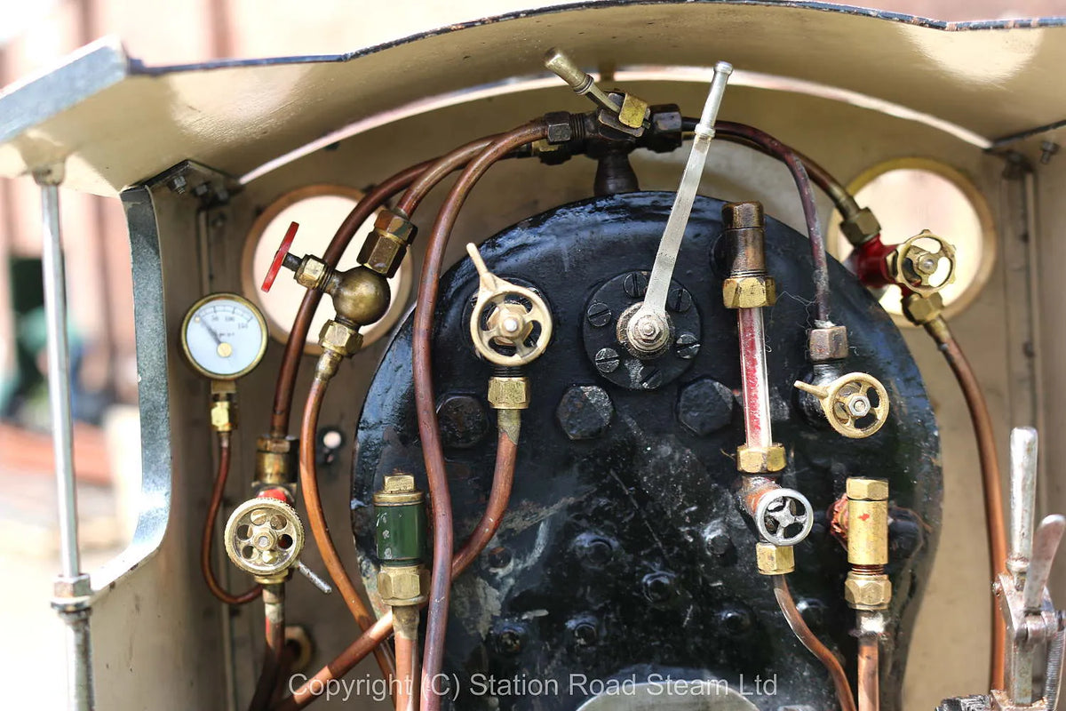 5 inch gauge "Minx" 0-6-0 tender engine