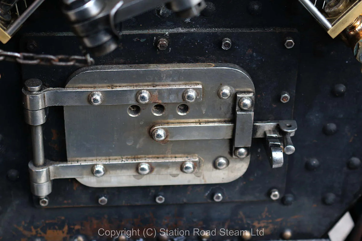 7 1/4 inch gauge C19 2-8-0