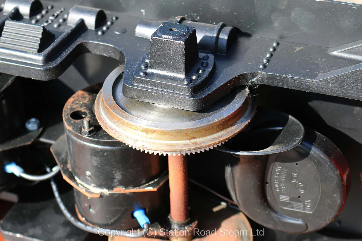 5 inch gauge battery-electric shunter