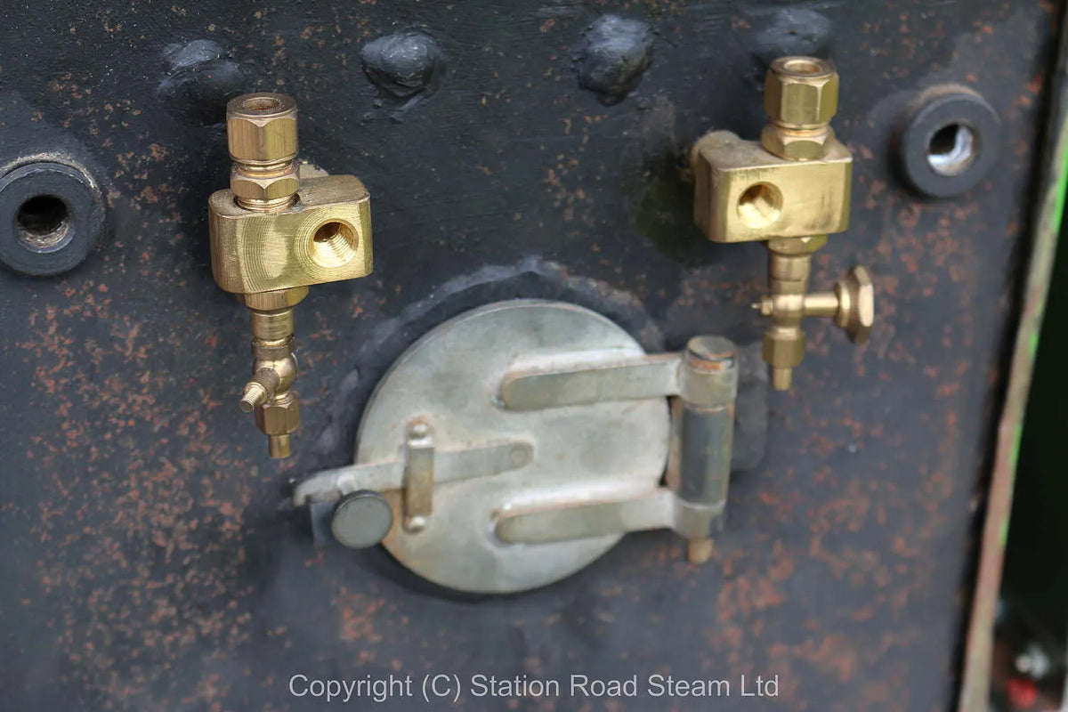 7 1/4 inch gauge 3 inch scale Hunslet 0-4-0ST