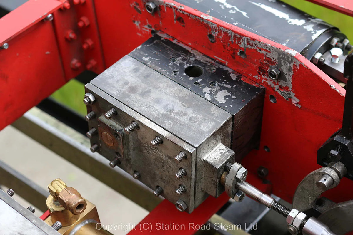 7 1/4 inch gauge 3 inch scale Hunslet 0-4-0ST