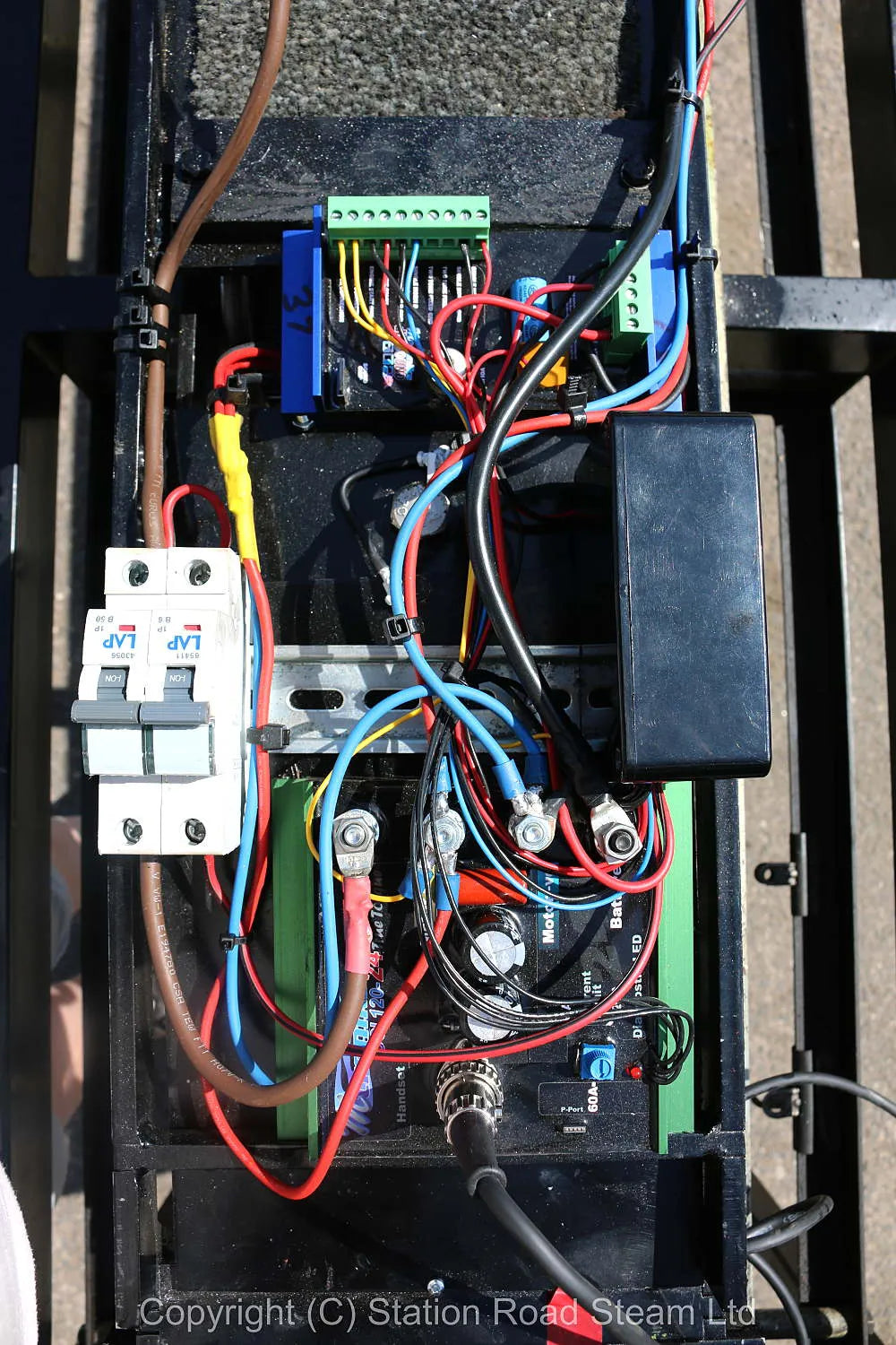 5 inch gauge Class 35 battery electric