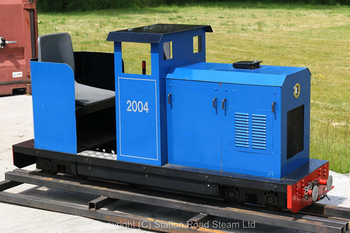 7 1/4  inch  gauge sit-in petrol-hydraulic shunter