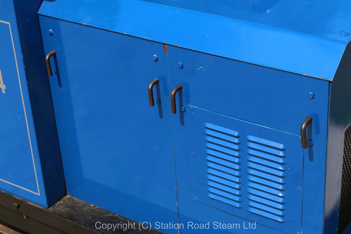 7 1/4  inch  gauge sit-in petrol-hydraulic shunter